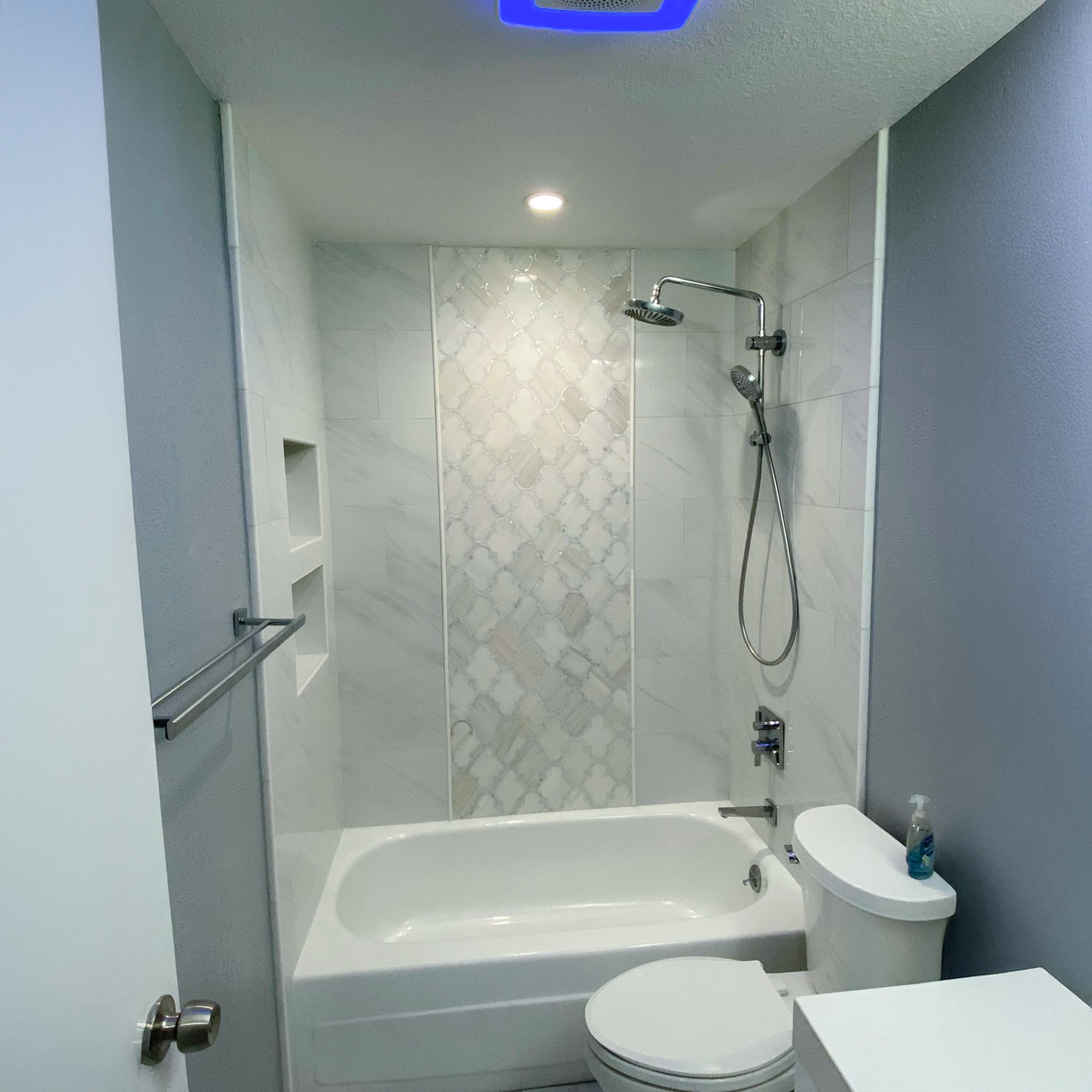 Modern Bathroom 2 Modern Bathroom 2 Image 3
